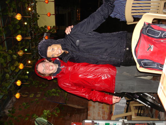 Mit dem drehen des Bildes klappt es nicht so wirklich. Irgendwann ist es egal wie nass man ist. Dann lacht man einfach nur noch