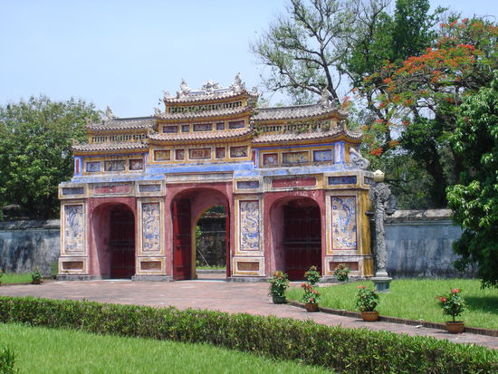 Eingang zu einem der Gebauede in der verbotenen Stadt