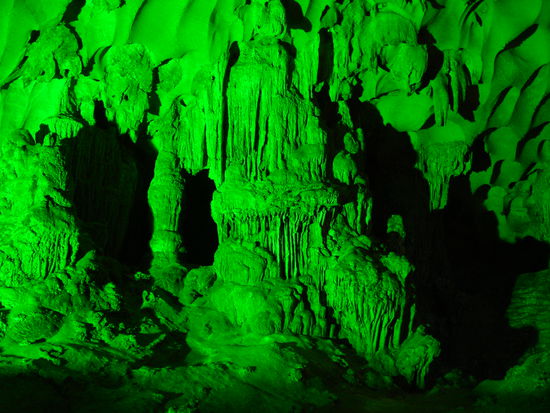 In der Hoehle Hang Dau Go