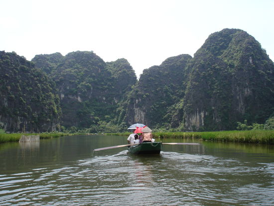 Die Landschaft war ebenso atemberaubend schoen wie die Halong Bay