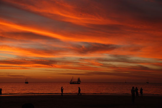 ... und so ging es weiter. Der geilste Sonnenuntergang meines Lebens. Jedenfalls bisher...