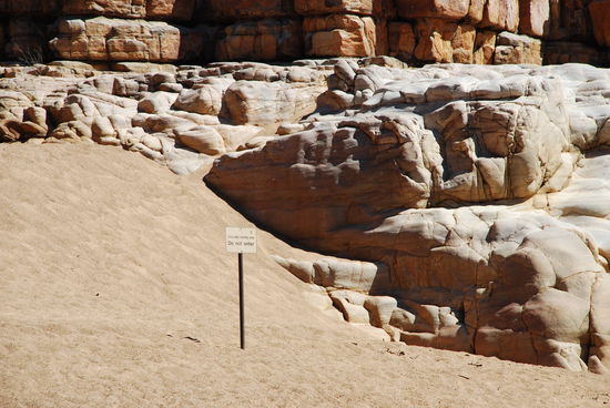 Do not enter - Crocodile Area