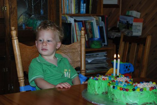 Noah's 2 Geburtstag: Stolz wie Oskar