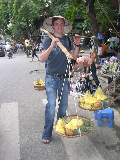 dieses super Foto hat mich 10 US Dollar gekostet.. seither geh ich jeder Bananenverkaeuferin aus dem Weg!!!!