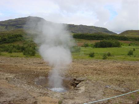 Litli Geysir - der zuverlässige Performer