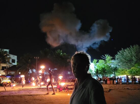 Spaziergang am Pantai Cenang (der Hauptstrand von Langkawi)