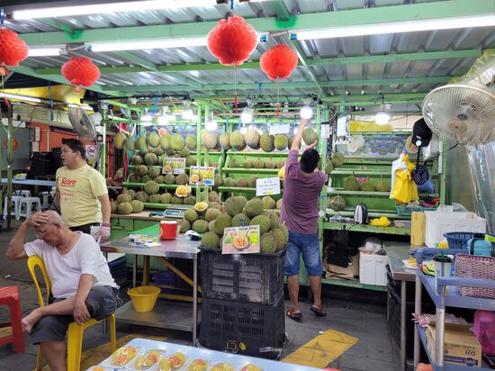 es muss Durian-Zeit sein - es "duftete" überall nach dieser beliebten Frucht