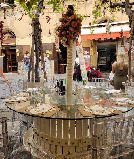 Für einen späten Lunch teilten wir uns hier im "Amore" eine Pizza.