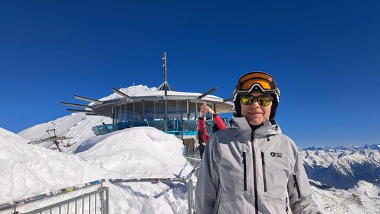 das Top Mountain Star Restaurant neben der Bergstation des Wurmkogelliftes