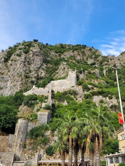 Die Festungsmauer - von den Einheimischen die Chinesische Mauer genannt