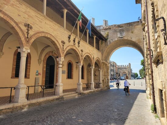 Arco d'Augusto