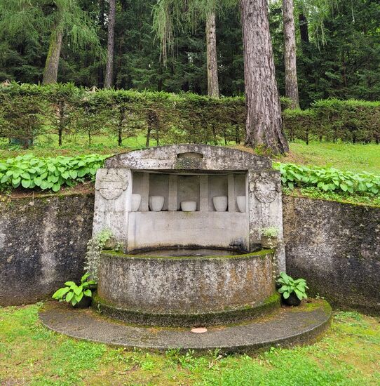 der Tränenbrunnen