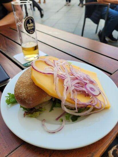 ein "Halber Hahn" für Katrin in Gaffels Brauhaus