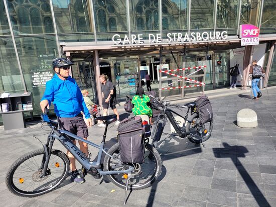 12.00 h Abfahrt vom Bahnhof