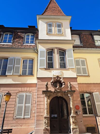 Das Wohnhaus von Bildhauer Auguste Bertholdi. Sein bekannteste Werk ist die Freiheitsstaue von New York.