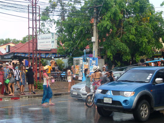 Neujahrsfest\Songkran - Wasserschlacht !!!