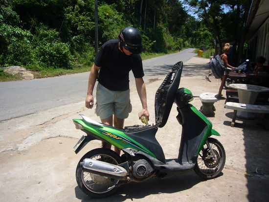 Tankstelle in Koh Chang