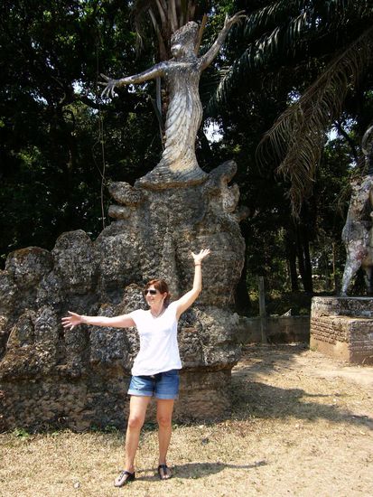 die Statue im Vordergrund wurde nicht von Solilat geschaffen