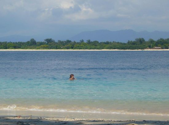 soll ich bis Gili Meno schwimmen ?