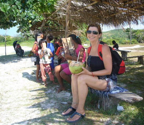 viele Kinder sind hier unterwegs um etwas zu verkaufen anstatt zur Schule zu gehen - am Abend haben wir einige getroffen die total müde waren, aber vor 10.00 h nicht nach Hause durften