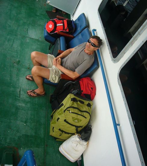 auf der Fähre blieben wir auf Deck im Freien - im klimatisiertem Passagierraum herrschten arktische Temparaturen