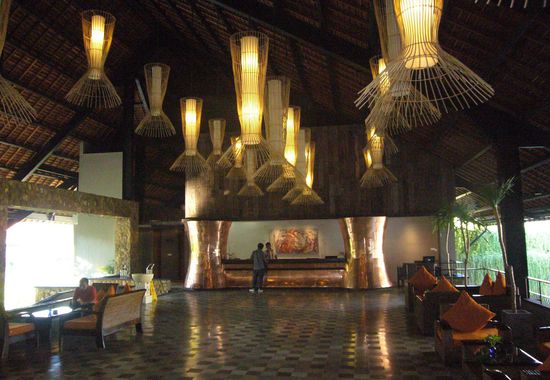 die offene Hotelhalle