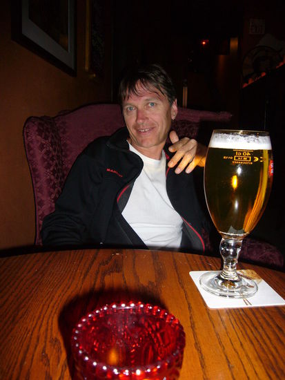 Mit einem Bierchen bei Lifemusik ließen wir den Abend in einer gemütlichen Kneipe ausklingen.