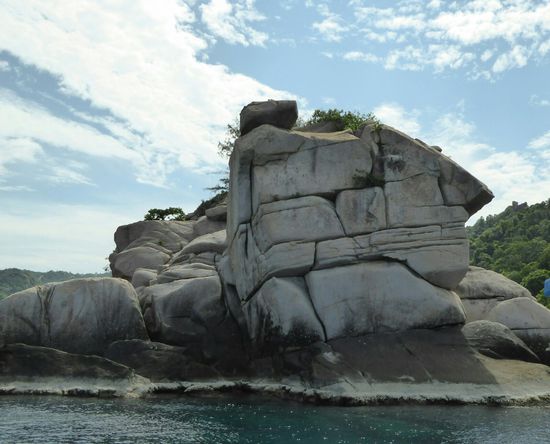 schade, dass ein Größenverhältnis fehlt