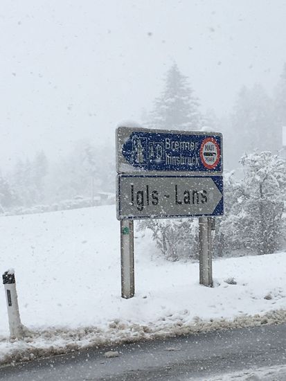 Dragan hat uns von Zuhause ein aktuelles Foto vom Freitag, den 28. April, geschickt! Da kommt Heimweh auf! 