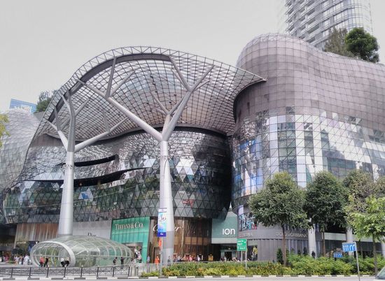 .... und natürlich gibt es viele, viele solche Tempel - sehr teuer!!!