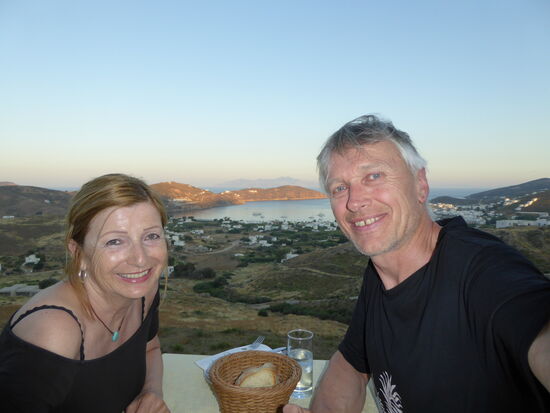 im "Aloni" hat uns der Ziegenbraten (mir) und der Hasenbraten (Manni) vorzüglich gemundet