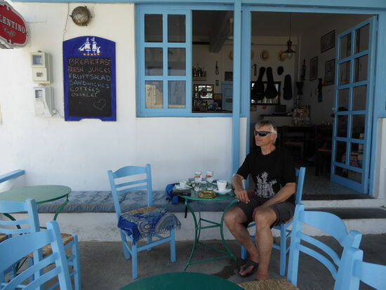 einen Espresso im Kafenion