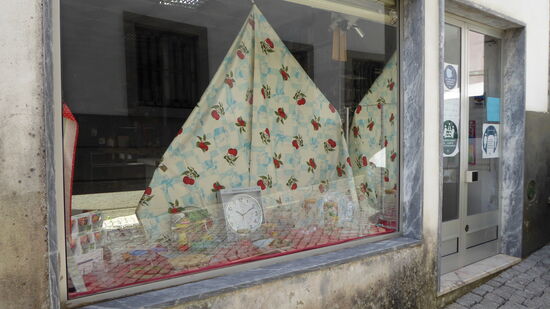 ein Gschäftl für Haushaltswaren in Monique