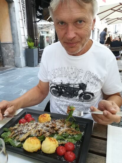 vegan und nicht billig!