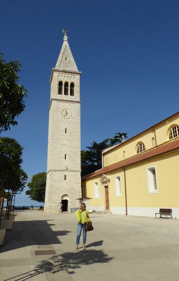die Pfarrkirche des heiligen Pelagius und des heiligen Maximus