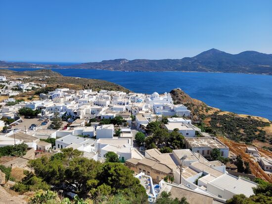 Blick auf Plakia und hinten Tripiti