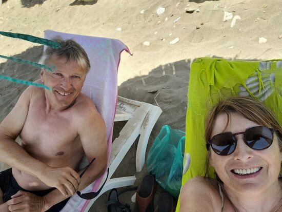 Den letzten Nachmittag genossen wir noch am Meer in Platis Gialos.