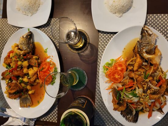 Vorher gabs noch ein köstliches Fischessen im Restaurant Manao.