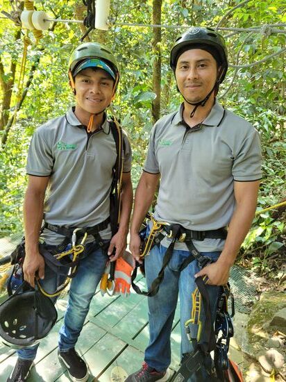 Denis und Ricardo, unsere 2 sympathischen Guides, erklärten uns viel über ihre Arbeit und über die hiesige Natur.