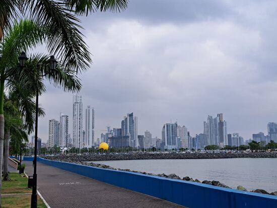 Blick von Vasco Viejo auf die Skylines