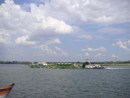 "Joseph Brandner" mit dem Bühnenschiff Hubert von Goisern