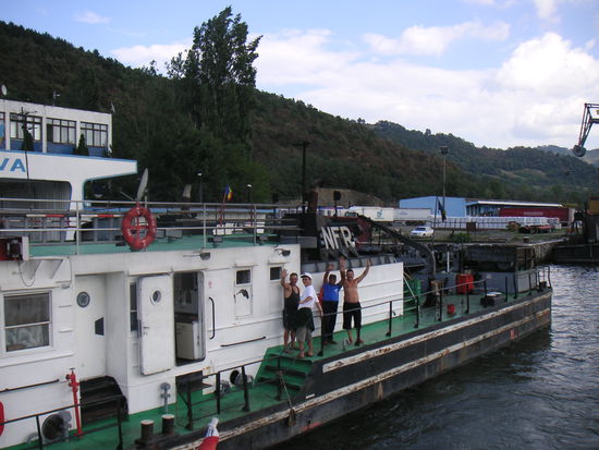 Freundlicher Empfang auf der Giurgiu 30