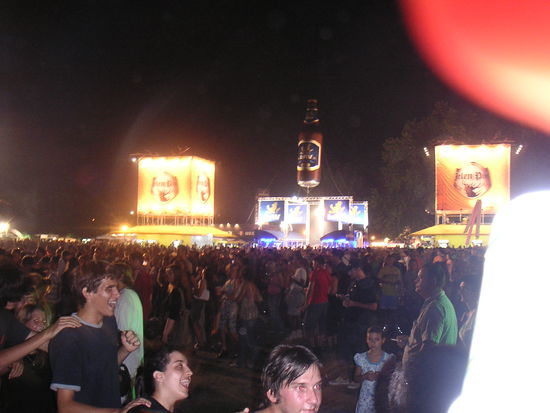 Ausgelassene Stimmung beim Bierfest Belgrad