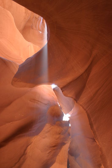 Lower Antelope Canyon Doppel Sun Beam