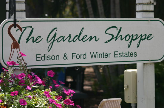 Natürlich darf der Andenkenshop nicht fehlen ...