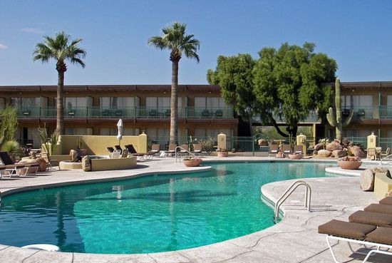Die Poolanlage des Resorts