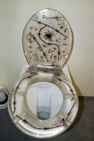 Hihi, ich kenn jemanden, der bekommt gerade ein neues Bad und braucht Zubehör !