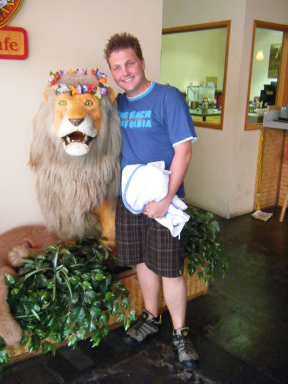 das ist mein neuer freund, der kaffee-löwe