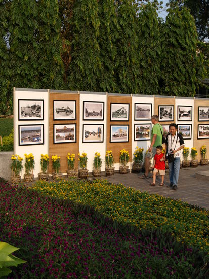 Saigon damals (1882) und heute. Ausstellung im Bankenviertel