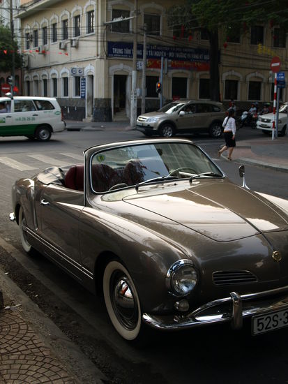 Dickes Auto auch im Hintergrund